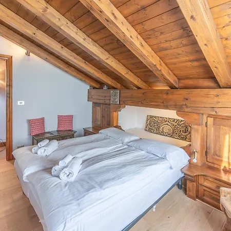 Casa Lavinores, With Panoramic Balcony Apartment Cortina d'Ampezzo